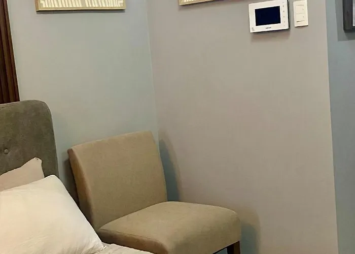 Grand View Tower Cozy Studio, High View Apartment Manila